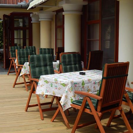 Juniperus Park Hotel Kecskemet Exterior photo